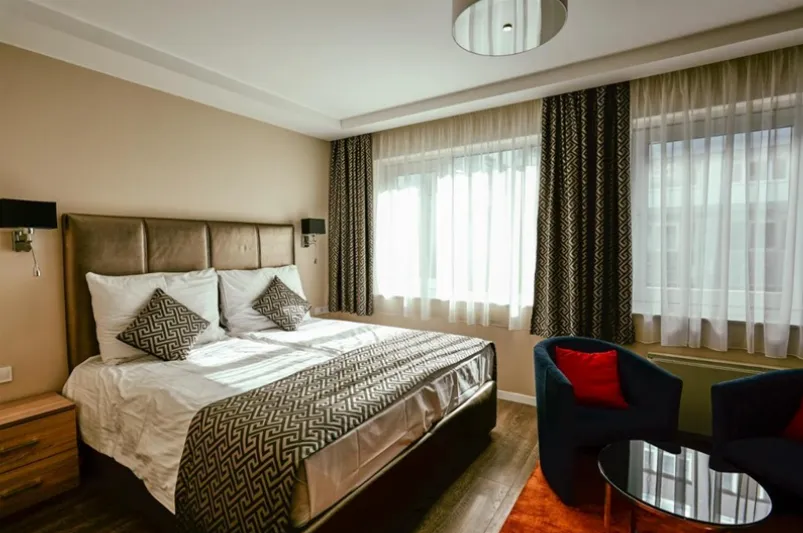 Silver Crown Hotel