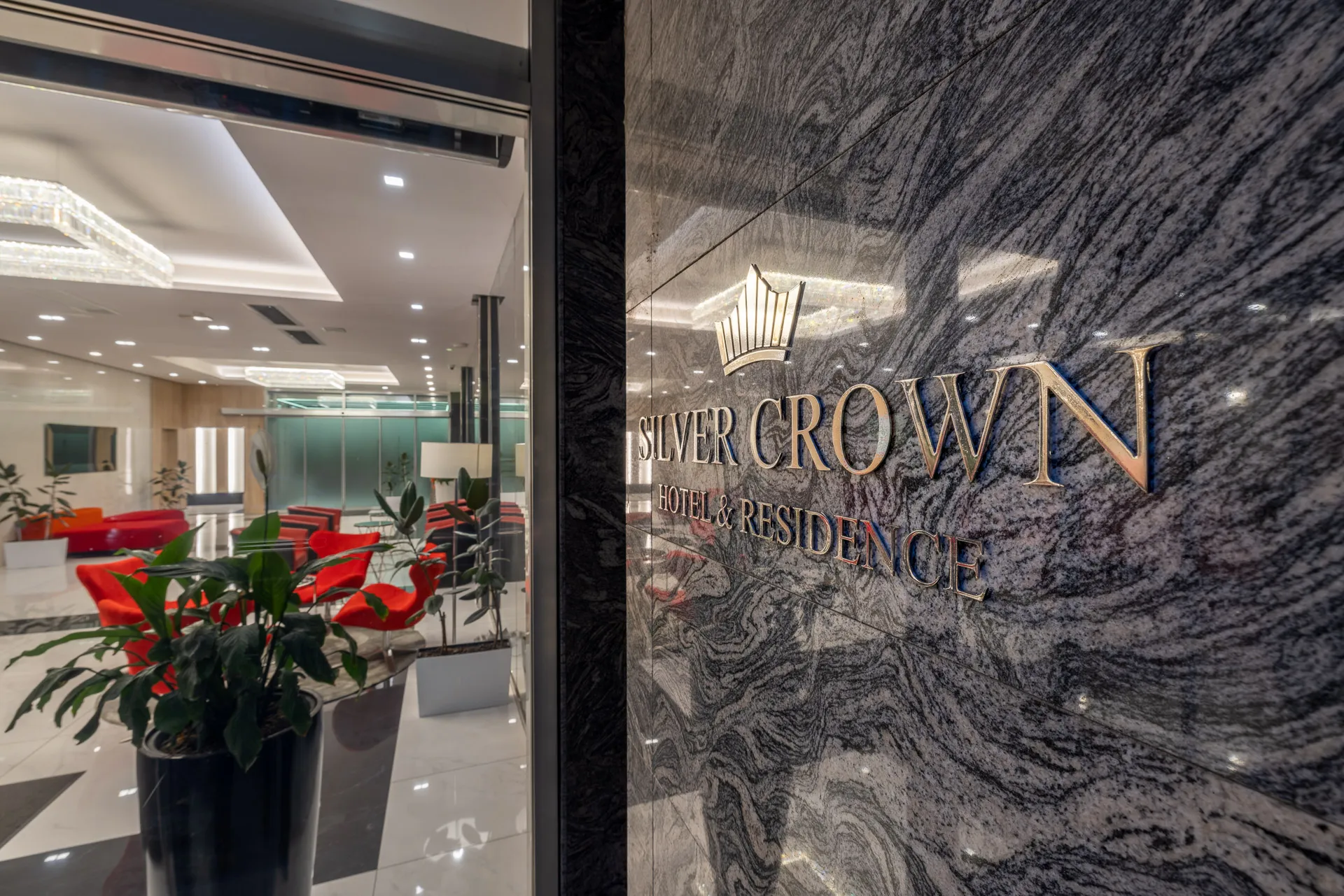 Silver Crown Hotel